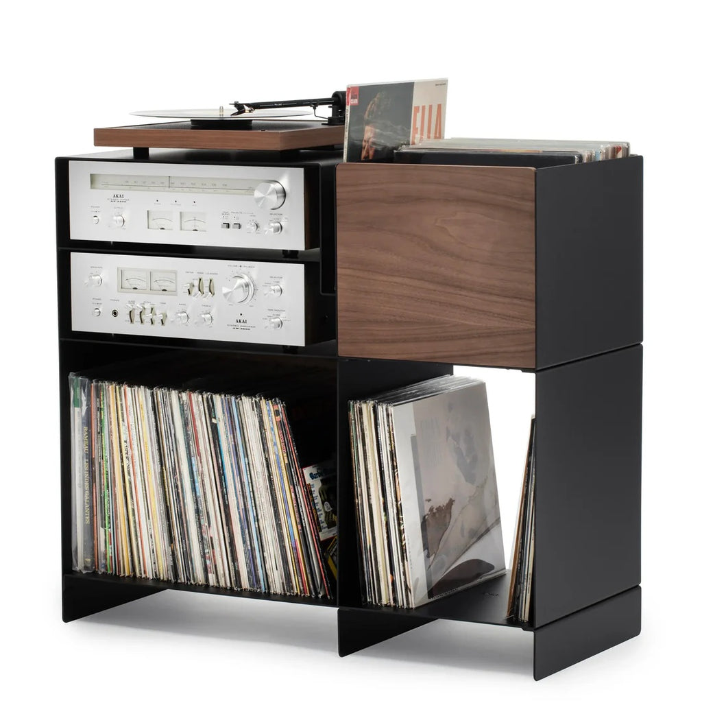 LOIA Le Meuble Digger hifi-meubel met platenspeler, vintage versterker en opbergruimte voor een grote vinylcollectie